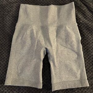 Rouged back biker shorts!